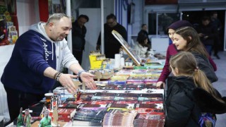 Eyüpsultanda her yaştan kitapsever kitap fuarında buluşuyor