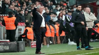 Fernando Santos, iç sahada 7 puan kaybetti