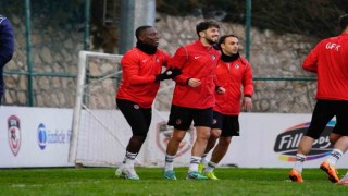 Gaziantep FK Selçuk İnan yönetiminde ilk antrenmanını yaptı