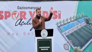 Gaziosmanpaşada 2 tenis kortu ve 1 futbol sahası hizmet açıldı