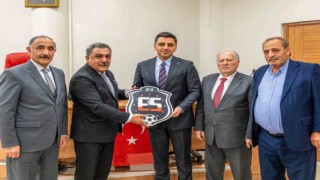 Görev süresi biten meclis üyelerinden veda