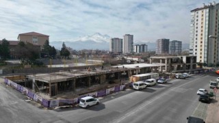 Gültepenin cami, Kuran kursu ve aile sağlığı merkezi hızla yükseliyor