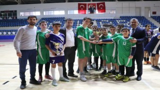 Hakkaride futsal müsabakaları sona erdi