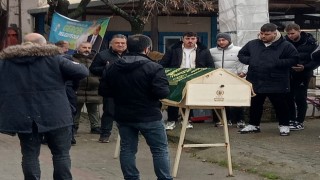 Hayatını kaybettiği Marmara Denizinin kıyısına defnedildi