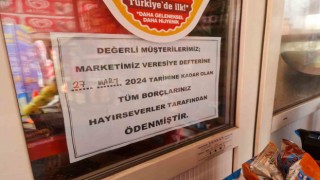 Hayırsever, bakkalın veresiye defterindeki borçları ödedi