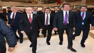 Hazine ve Maliye Bakanı Mehmet Şimşek Denizli iş dünyasıyla bir araya geldi