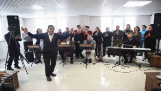 Huzurevi sakinlerine ‘Türk sanat müziği konseri