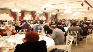 İftar sofrasında şehitler için dua edildi