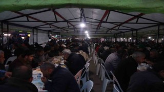 İlk iftar Iğdırda açıldı