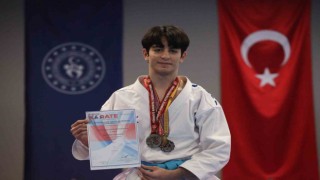 İşitme engelli 16 yaşındaki Muhammet Taha Baskının hedefi olimpiyatlar