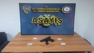 İskenderunda yapılan asayiş denetimlerinde 4 bin 543 kişi sorgulandı.