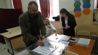 Ispartada seçmenler oy kullanmaya başladı