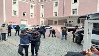İzmirde nevruzda terör propagandası yapan şüphelilerden 6sı tutuklandı