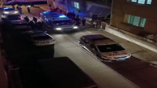 İzmirde silahı kazara ateş alan polis hayatını kaybetti