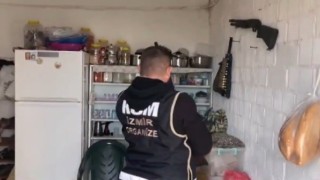 İzmirde suç örgütlerine ve kaçakçılara bir günde 3 operasyon