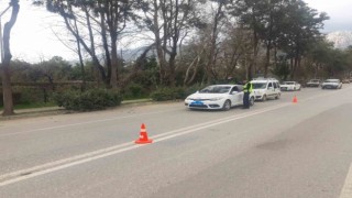 Jandarmadan 18 araca trafikten men cezası