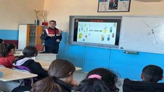 Jandarmadan öğrencilere çevre eğitimi