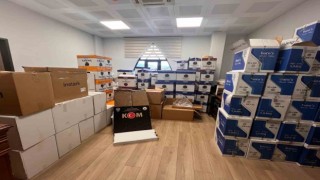 Kaçak sigara deposuna polis baskını