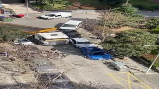Kadıköyde bıçak ve kemerli kavga kamerada