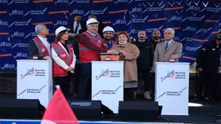 Kadın Akademisi açıldı, Kent Meydanı 5. Etapın temeli atıldı