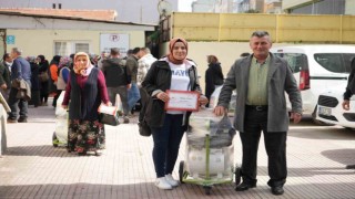 Kadın çiftçilere süt sağım makinesi desteği