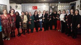 Kadın muhtar adaylarından dayanışma yemeği