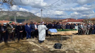 Kalp krizi sonrası hayatını kaybeden muhtar toprağa verildi