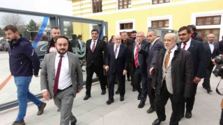 Karamollaoğlu, eleştirdiği hızlı trenle Ankaraya geri döndü
