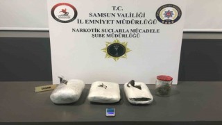 Kargo yoluyla uyuşturucu sevkiyatına 3 gözaltı