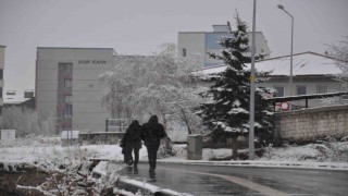 Kars baharda kışı yaşıyor