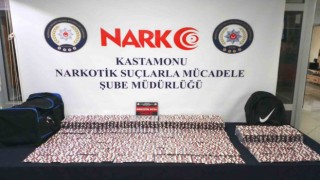 Kastamonuda 11 bin 392 reçeteye tabii hap ele geçirildi: 2 gözaltı