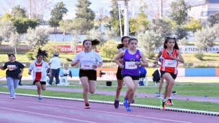 Kır Çiçekleri, Mersin şampiyonu oldu