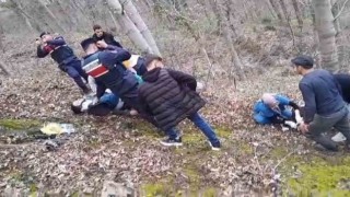 Kiraladıkları araçla kaza yaptılar: 1i ağır, 2 yaralı
