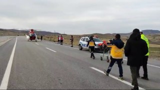 Köpeğe çarpmamak için manevra yaptı, tarlaya devrildi: 5 yaralı