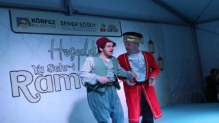 Körfezde çocuklar Kavuklu ve Pişekar ile eğlendi