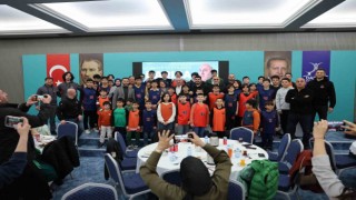 KOSHADOS: Sporcularımızın her koşulda yanındayız