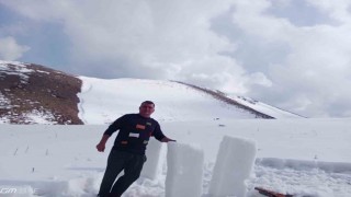 Kuraklık karcıları da olumsuz etkiledi; Madran Dağına kar düşmeyince Babadağa çıktılar