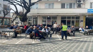 Kuşadasında vatandaşlar trafik kurallarına karşı bilgilendirildi