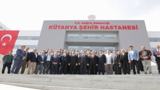 Kütahya Şehir Hastanesi hasta kabulüne başladı