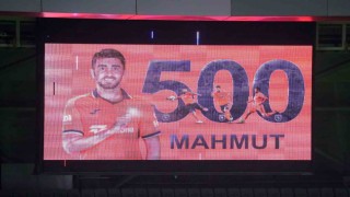 Mahmut Tekdemir, Başakşehir formasıyla 500. maçına çıktı