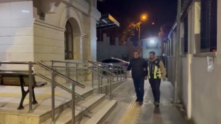 Maltepede beton dökerek ilerleyen mikser sürücüsüne 2 bin 648 lira ceza