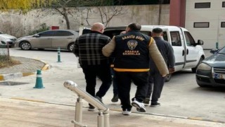 Manisada 53 yıl hapis cezasıyla aranan şahıs polise yakalandı