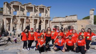 ‘Medical Point Run Efes Ultra Maratonunda ter döktü