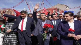 Milli Eğitim Bakanı Tekin: Yavaş, Ankarayı yavaşlattı, Ankaranın hızlanması gerekiyor