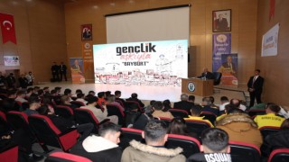Milli Savunma Bakanı Güler, Bayburtta gençlerle buluştu