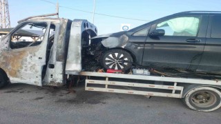Mustafa Desticinin kaza yapan makam aracını taşıyan çekici Amasyada yandı
