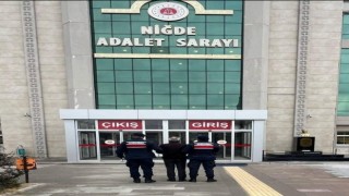 Niğdede tel örgüleri çalan şüpheliler yakalandı