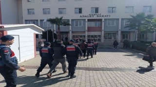 Öğrenci hesapları üzerinden dolandırıcılık yapıyorlardı, yakalandılar