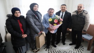 Öğrencilerden Yaşlılar Haftası ziyaretleri