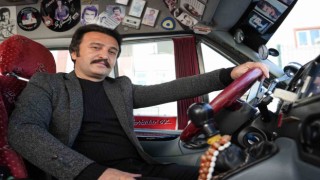 Orhan Gencebaya benzeyen Müslümden yolcularına nostaljik yolculuk